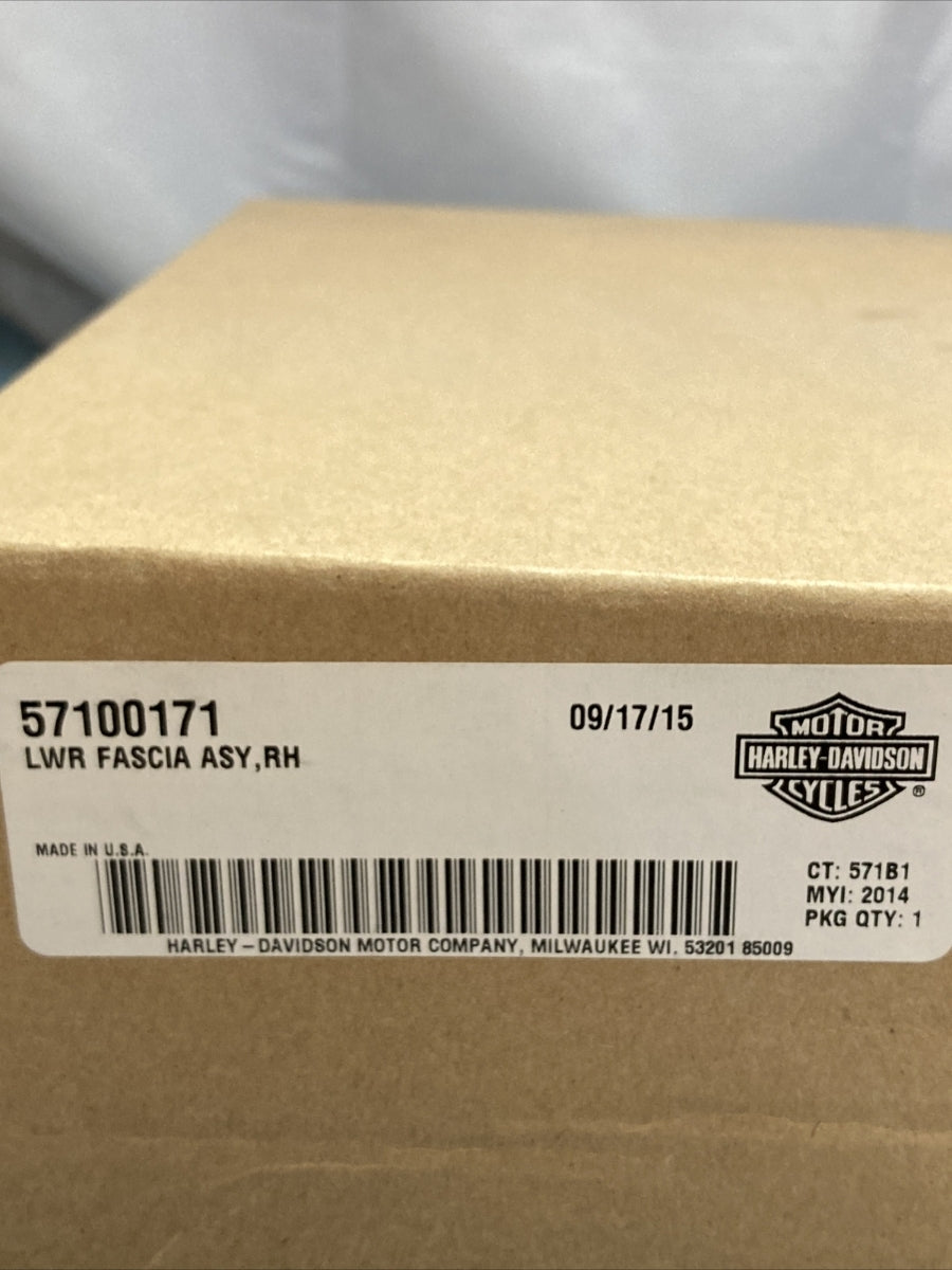 NEW GENUINE HARLEY DAVIDSON 57100171 LOWER RIGHT FAIRING FACIA