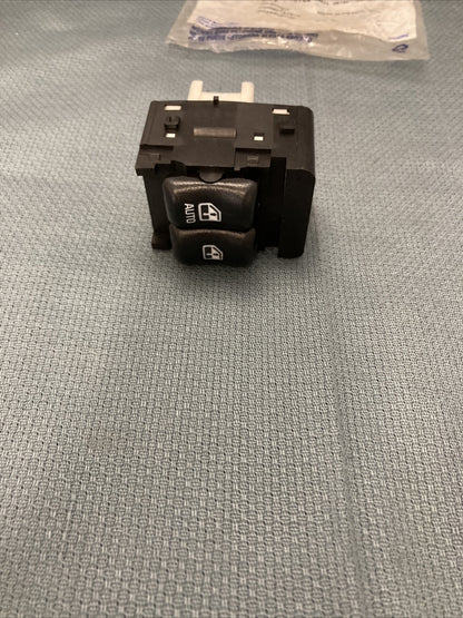 NEW GENUINE GM 22610144 SWITCH ASM, SIDE WINDOW (MASTER) *BLACK GR 10.777