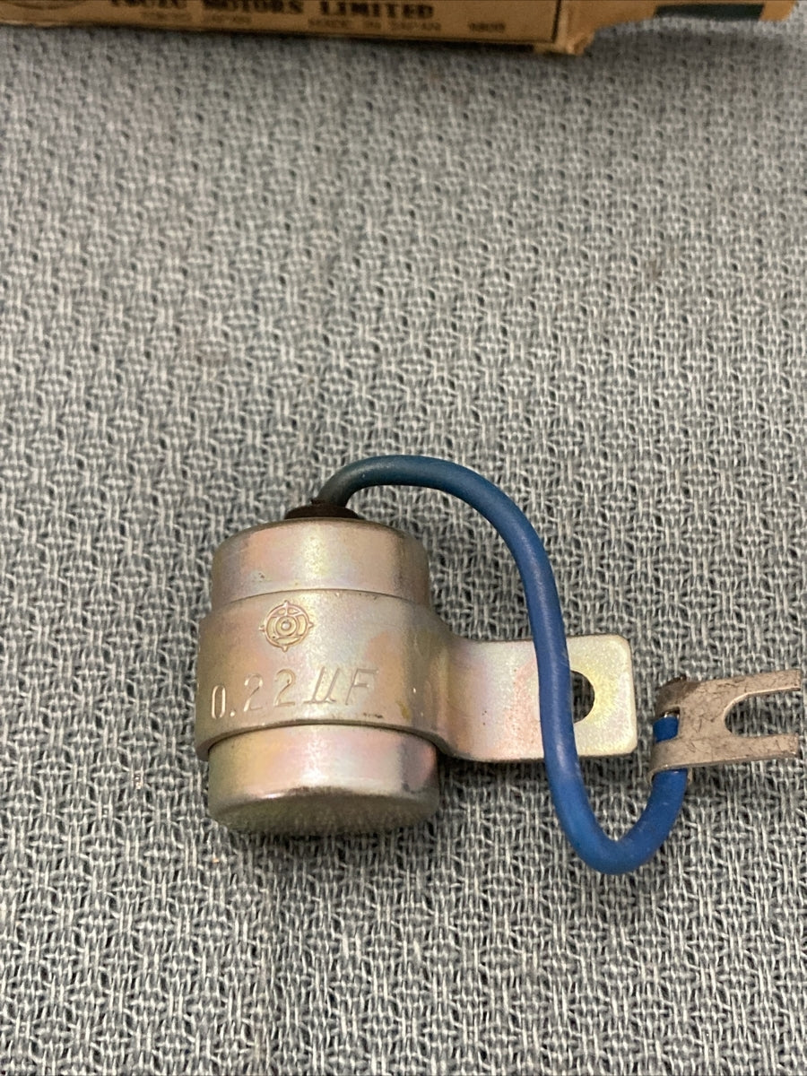 NEW GENUINE ISUZU 9-82311722-0 CONDENSER GM 94021068 GR 2.393