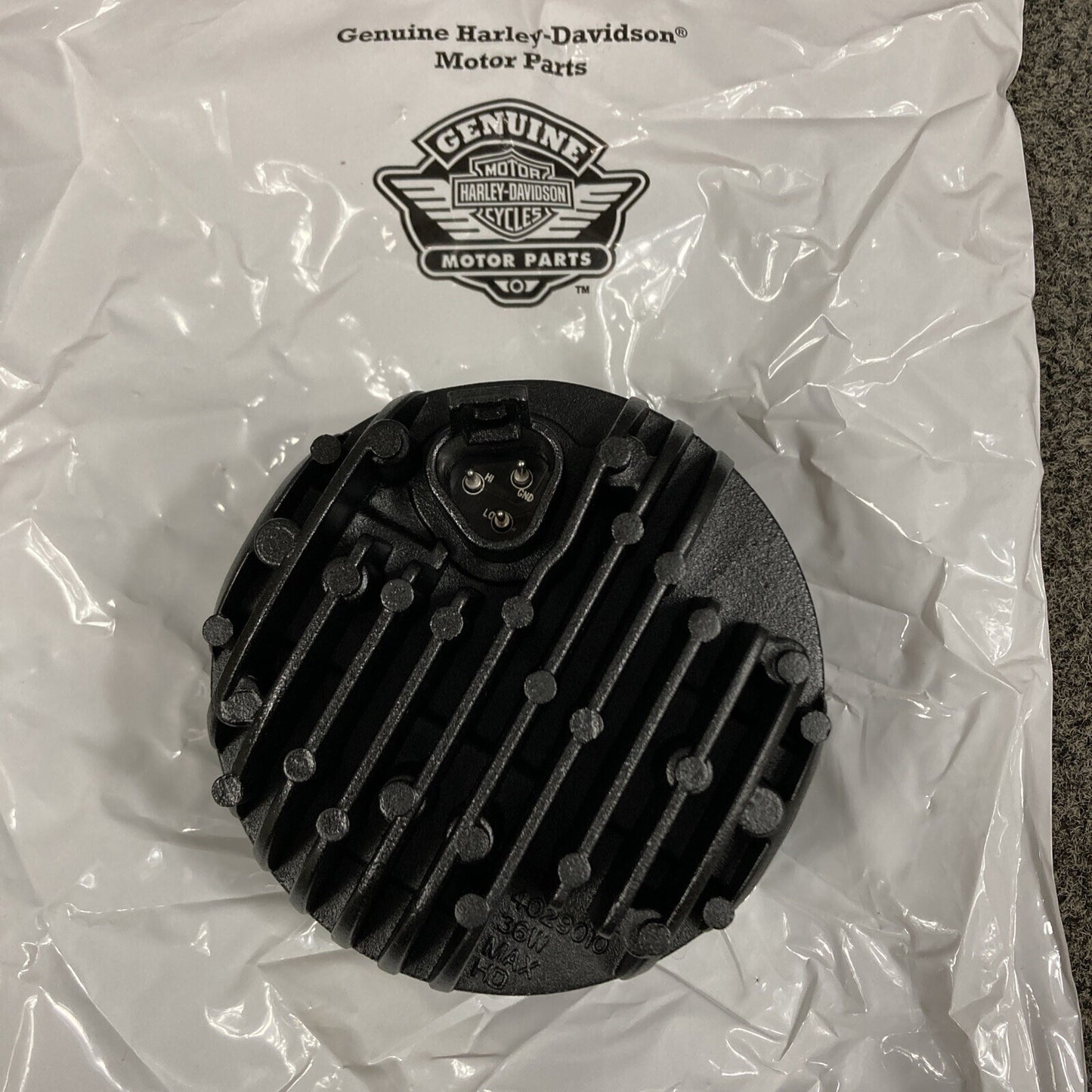 NEW GENUINE HARLEY DAVIDSON 67700077 LAMP, HEADLIGHT