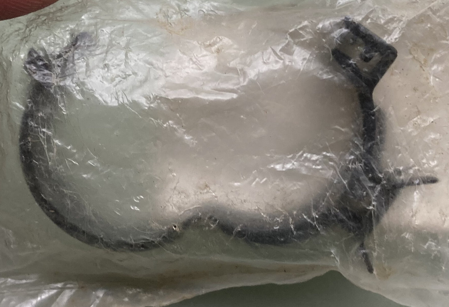 New Genuine Yamaha 90464-2521 Clamp