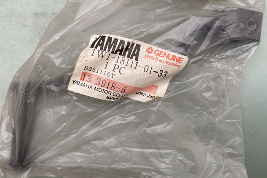 New Genuine Yamaha 1W1-18111-01-33 Pedal, Shift