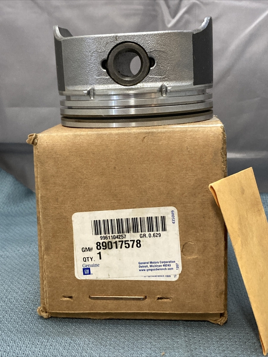 NEW GENUINE GM 89017578 PISTON, ENGINE GR 0.629