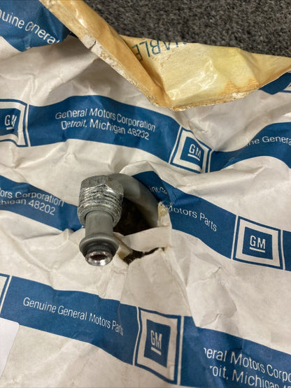 NEW GENUINE GM 26006309 HOSE, STEERING GEAR INLET GR 6.670