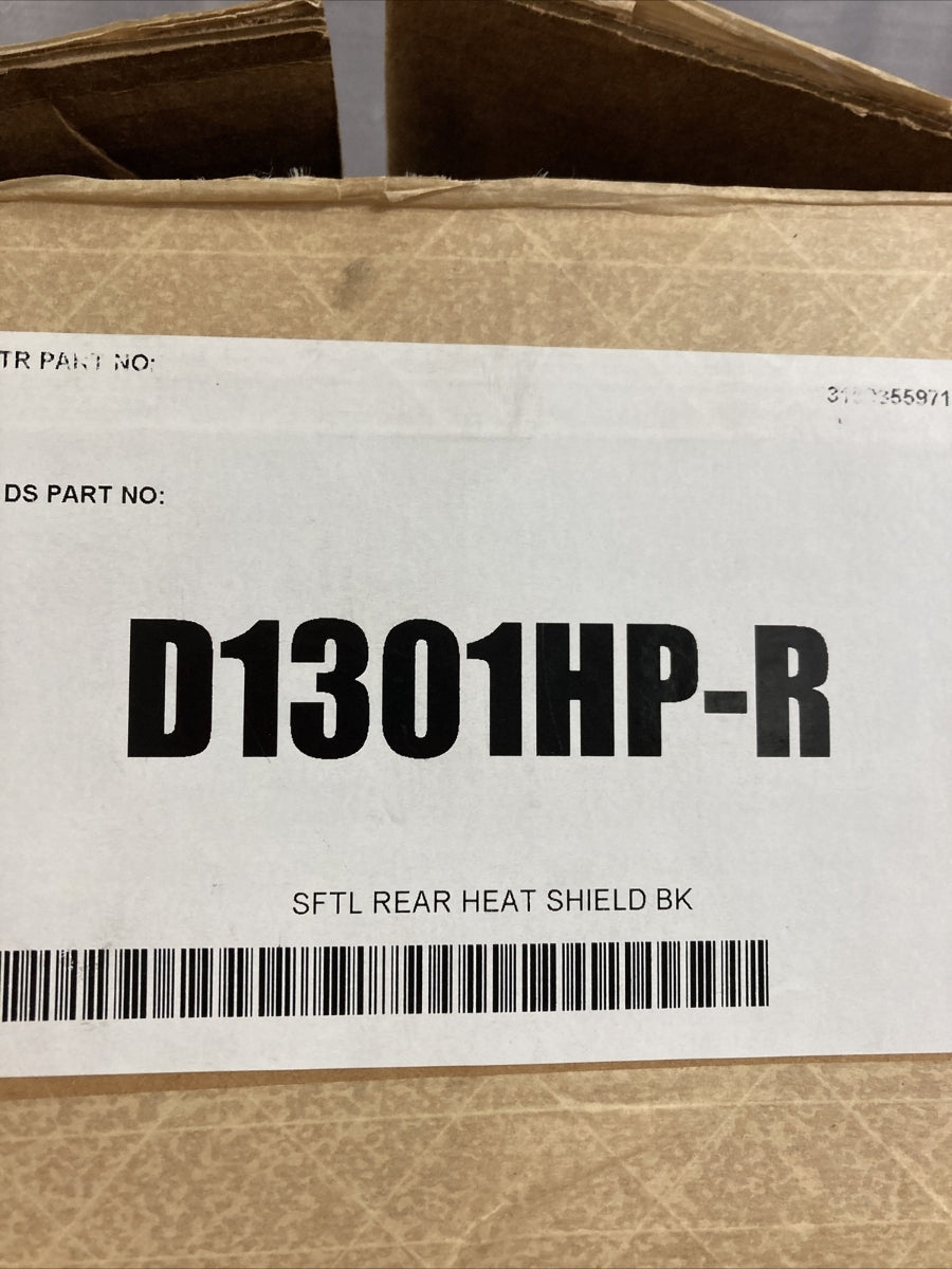 NEW GENUINE VANCE & HINES D1301HP-R REAR BLACK HEATSHIELD HARLEY SOFTAIL