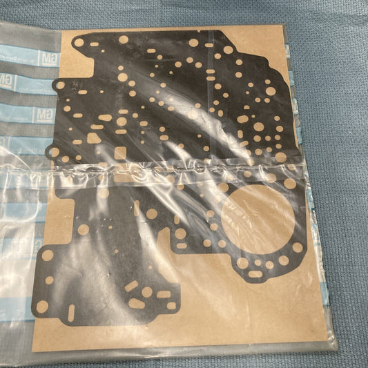 NEW GENUINE GM 8641421 GASKET, LOWER VALVE BODY W/LOCK UP GR 4.265