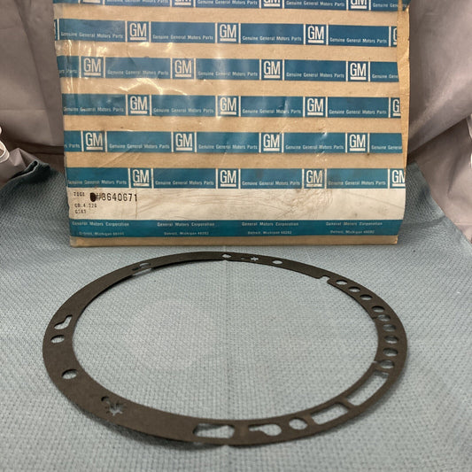 NEW GENUINE GM 8640671 GASKET, OIL PUMP GR 4.226
