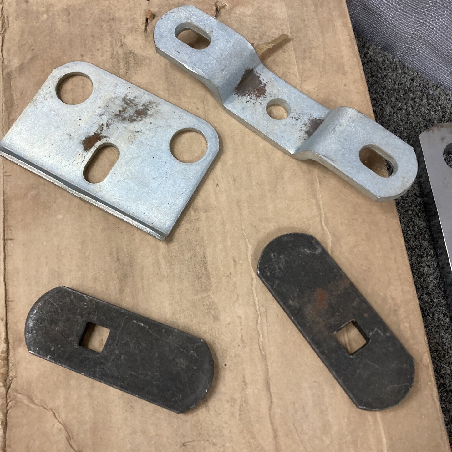 NEW GENUINE GM 994268 TRAILER HITCH W/ 1-7/8" BALL CHEVY (EXC. S.W.) GR 7.068