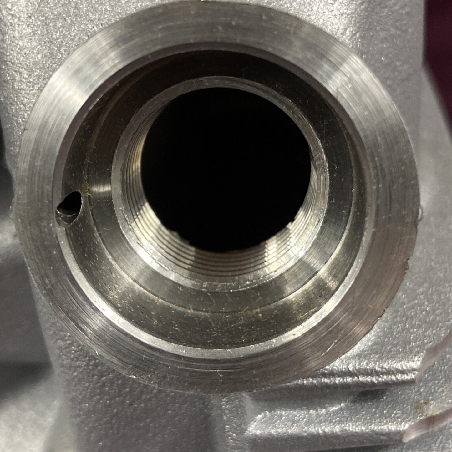 GENUINE HARLEY DAVIDSON 16989-01K V-Rod Rear Cylinder Head Assembled Appears New