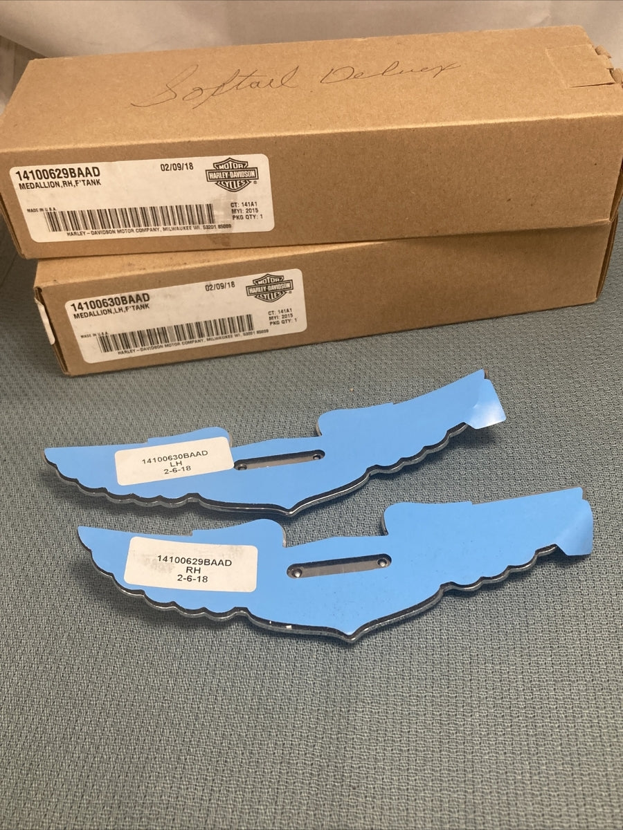 NEW GENUINE HARLEY DAVIDSON 14100630BAAD/14100629BAAD MEDALLION LH/RH