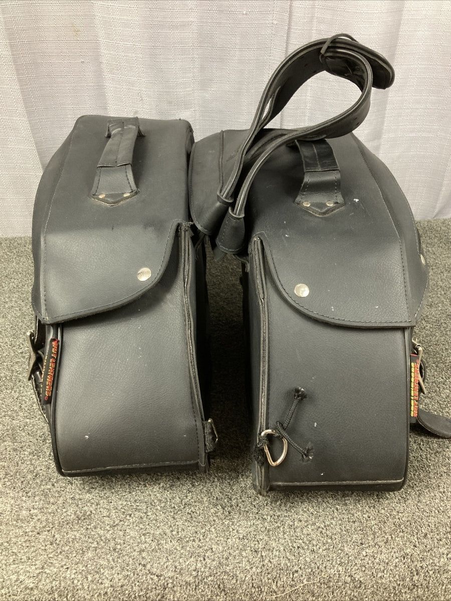 HOT LEATHERS BLACK MEDIUM ZIP-OFF PVC SLANTED THROW OVER MOTORCYCLE SADDLEBAGS