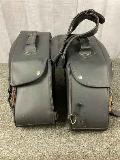 HOT LEATHERS BLACK MEDIUM ZIP-OFF PVC SLANTED THROW OVER MOTORCYCLE SADDLEBAGS