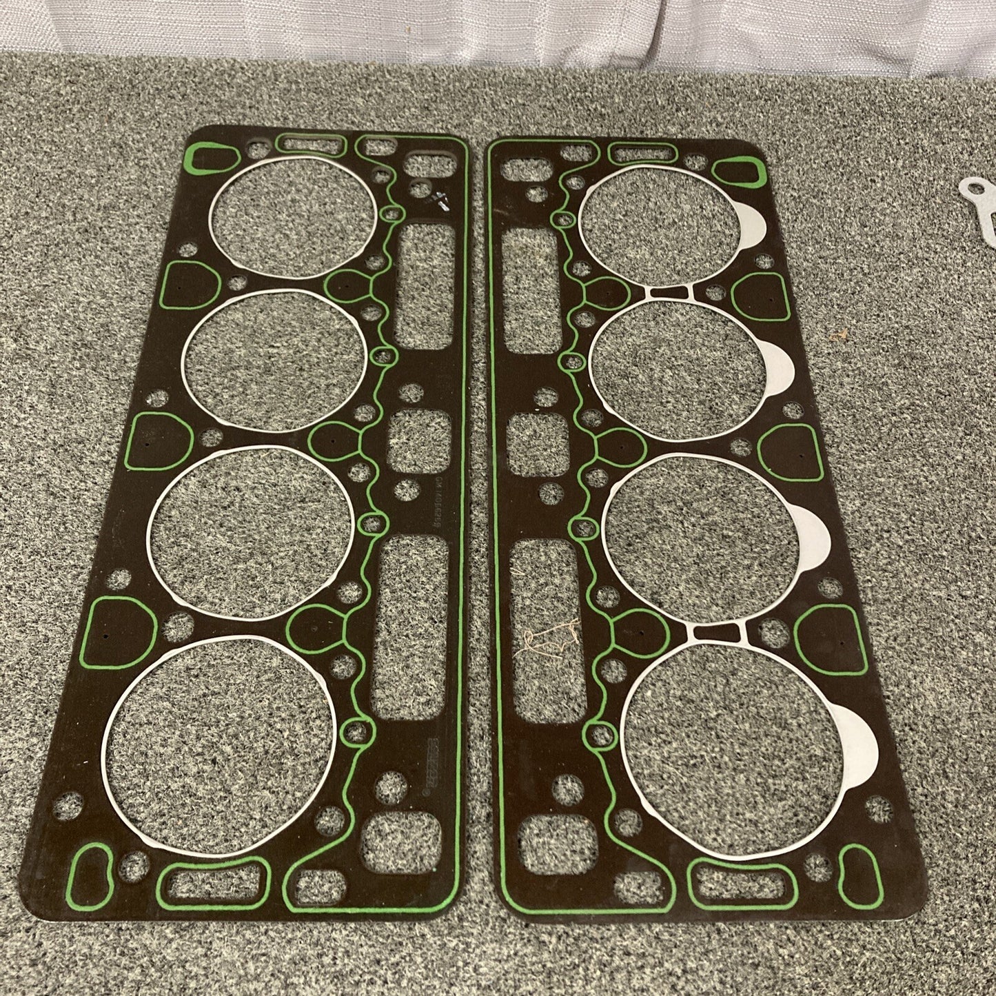 NEW GENUINE GM 14067590 GASKET KIT, ENGINE CYLINDER HEAD GR 0.289