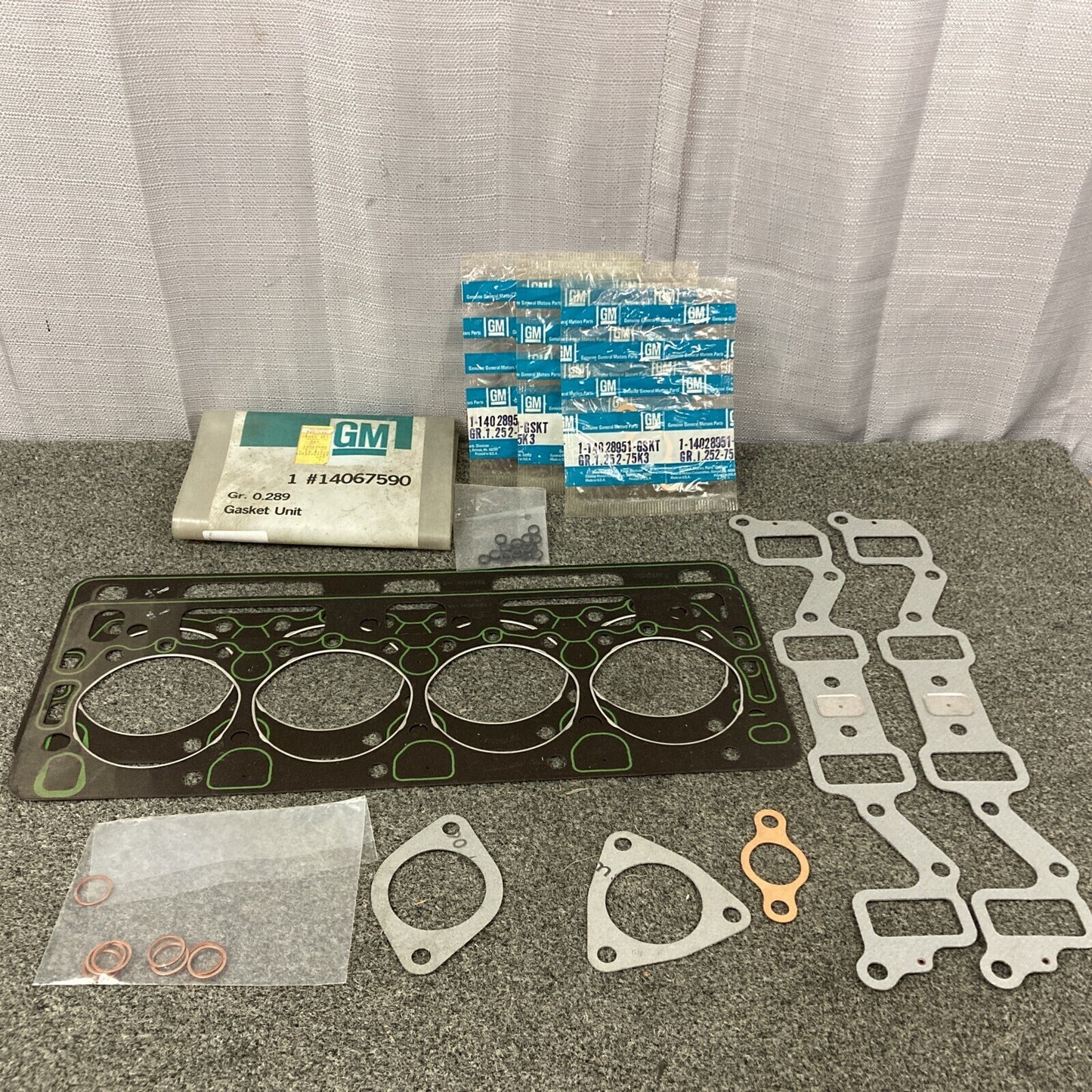 NEW GENUINE GM 14067590 GASKET KIT, ENGINE CYLINDER HEAD GR 0.289