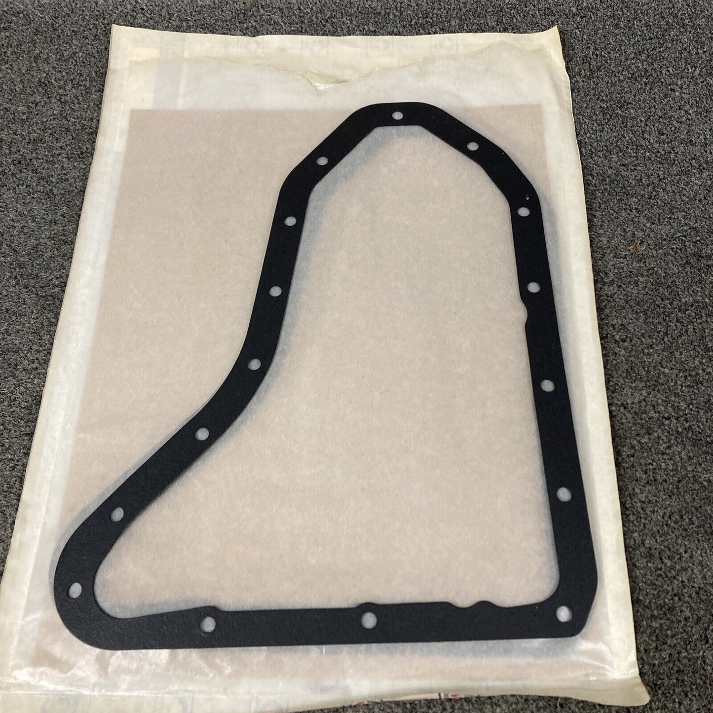 NEW GENUINE GM 8660038 PAN GASKET, 3 SPEED; W/O ALL-WHEEL DRIVE GR 4.196