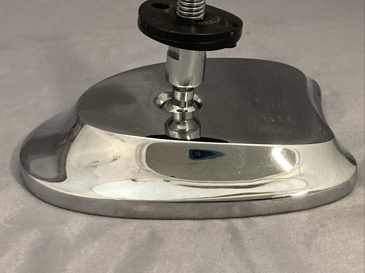 NEW HARLEY DAVIDSON 56000098 RH Chrome Tapered Fairing Mount Mirror NEW TAKE OFF