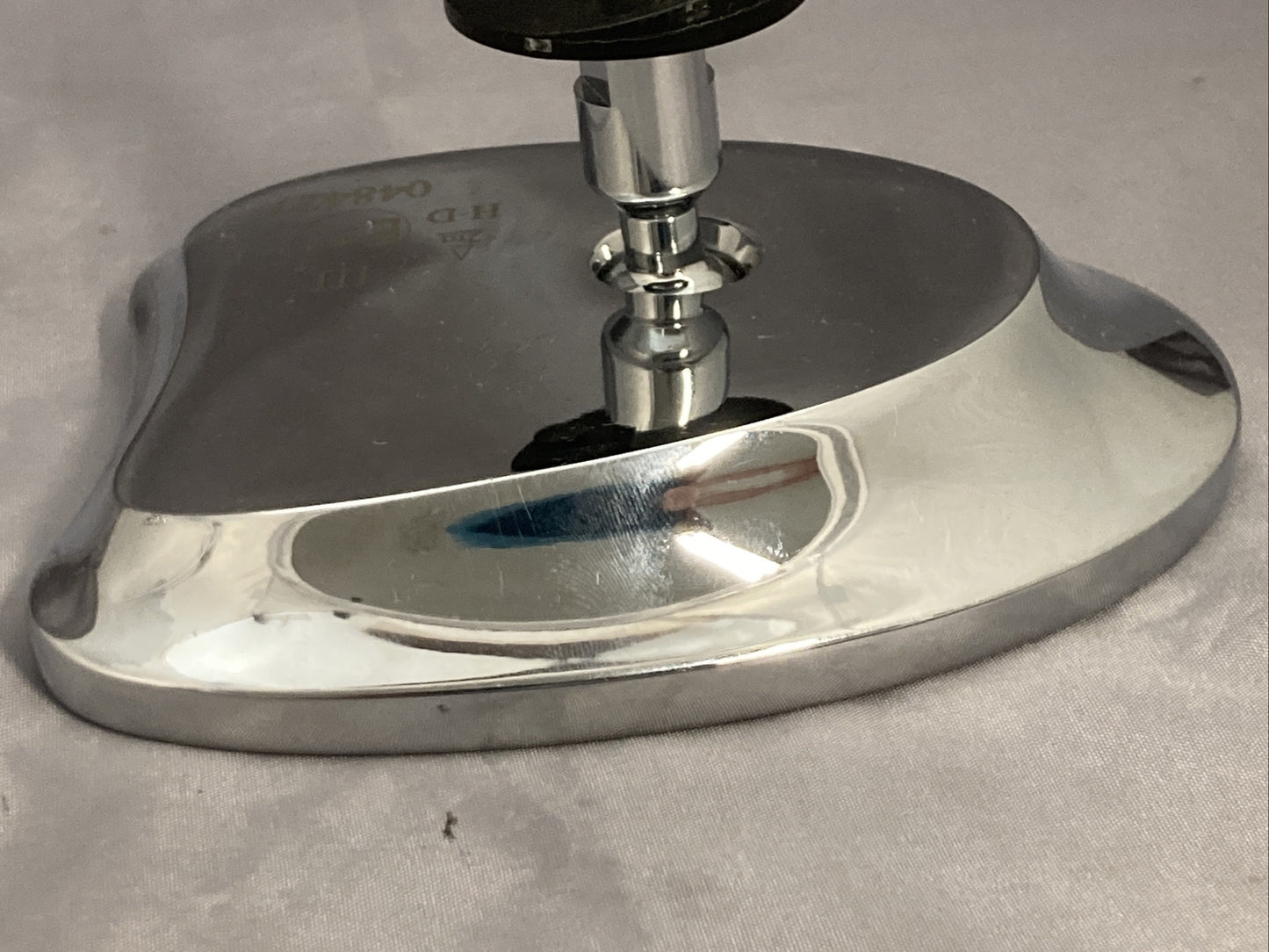 NEW HARLEY DAVIDSON 56000098 RH Chrome Tapered Fairing Mount Mirror NEW TAKE OFF