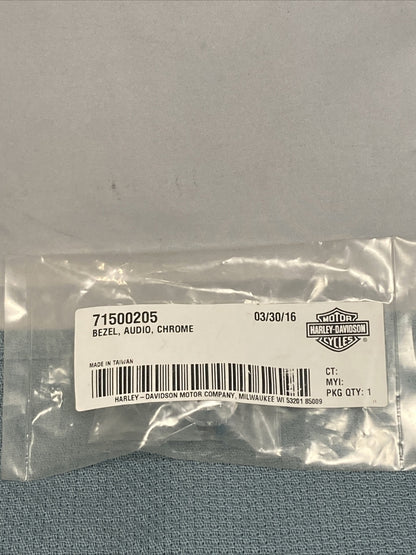 NEW GENUINE HARLEY DAVIDSON 71500205 BEZEL, AUDIO, CHROME