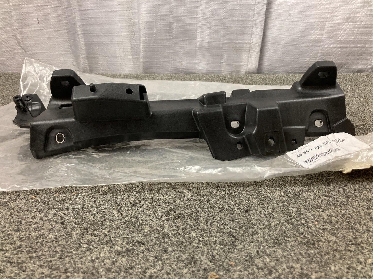 NEW GENUINE BMW 46547728666 Case Holder Right R1250RT 2019-2023 46-54-7-728-666