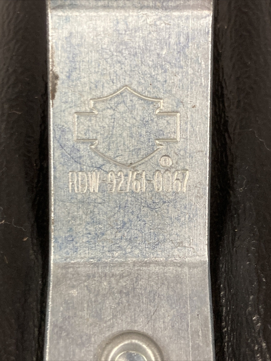 NEW GENUINE HARLEY DAVIDSON RDW-92/61-0067 LOW PROFILE DUAL SEAT W/ BACKREST OPT