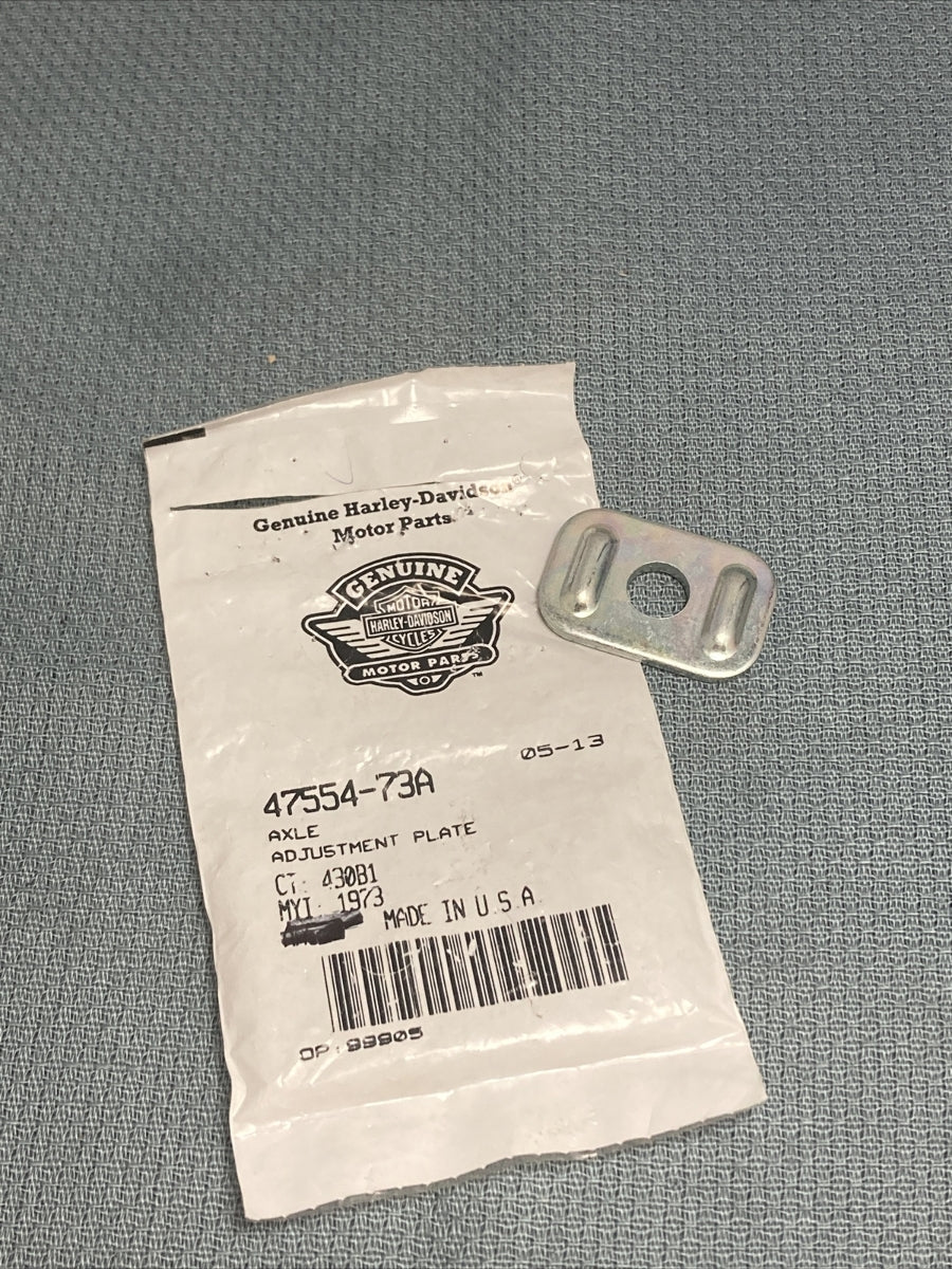 NEW GENUINE HARLEY DAVIDSON 47554-73A AXLE ADJUSTMENT PLATE
