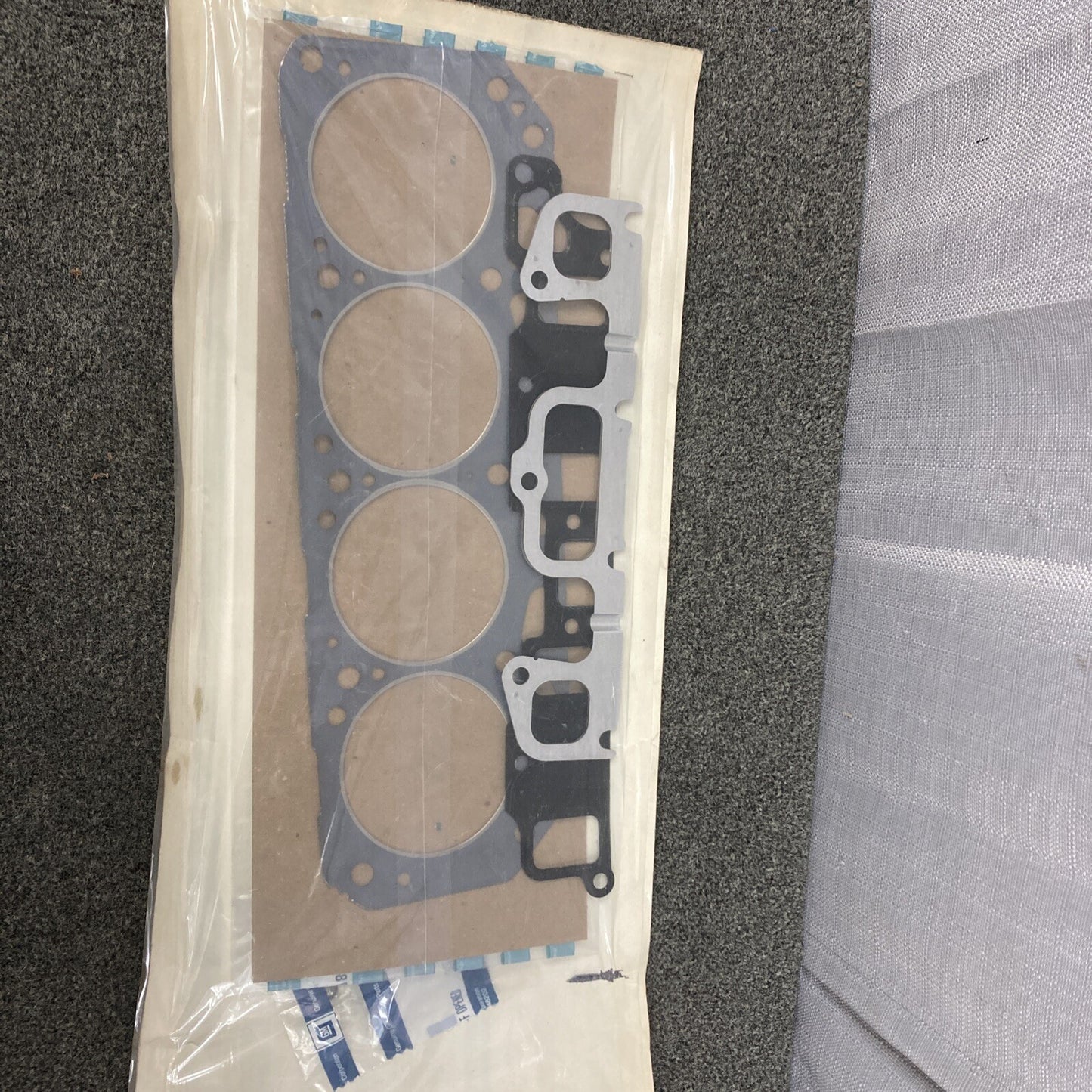 NEW GENUINE GM  10104427 GASKET KIT, VALVE GRIND GR 0.289