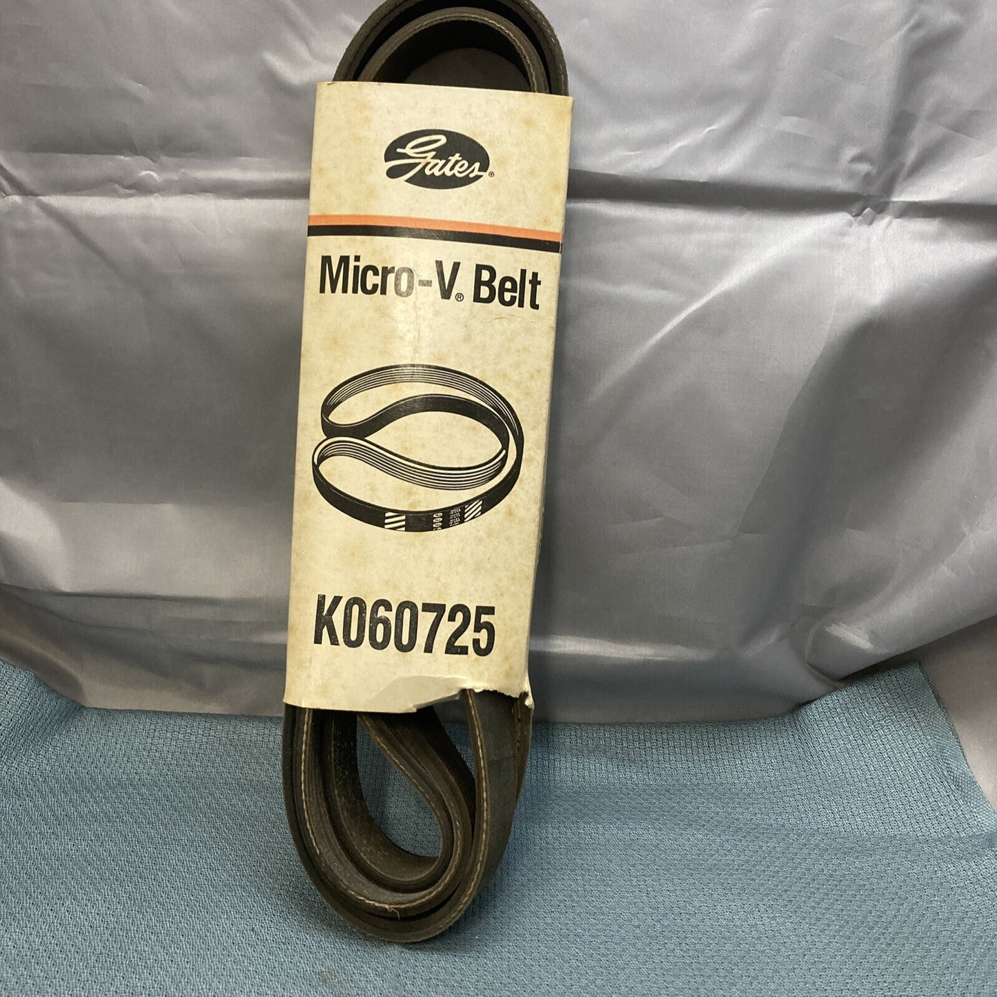 NEW GENUINE GATES K060725 MICRO-V BELT