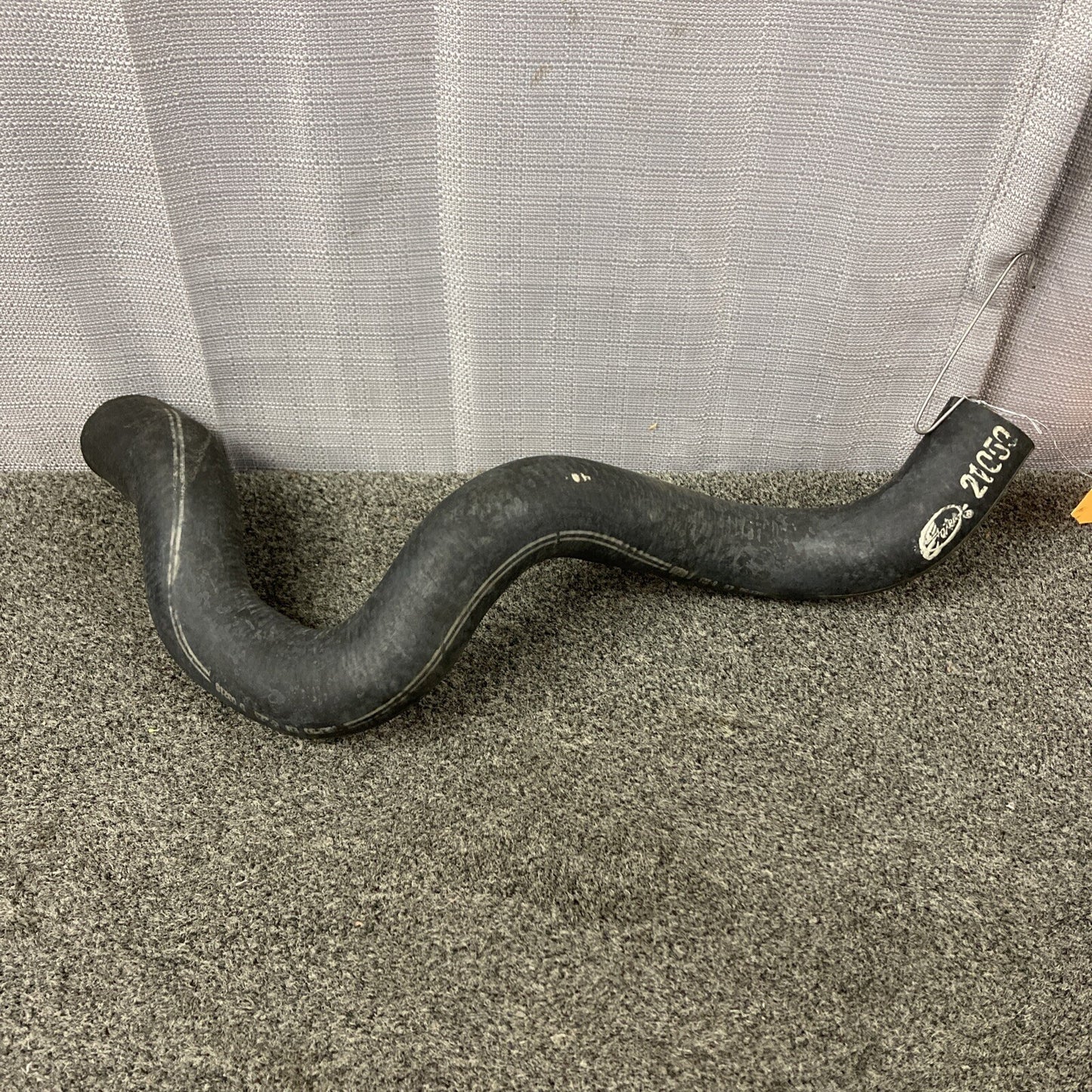 NEW GENUINE GATES 21059 MOLDED COOLANT HOSE