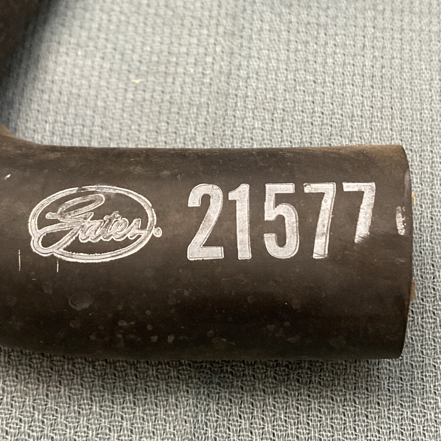 NEW GENUINE GATES 21577 MOLDED COOLANT HOSE