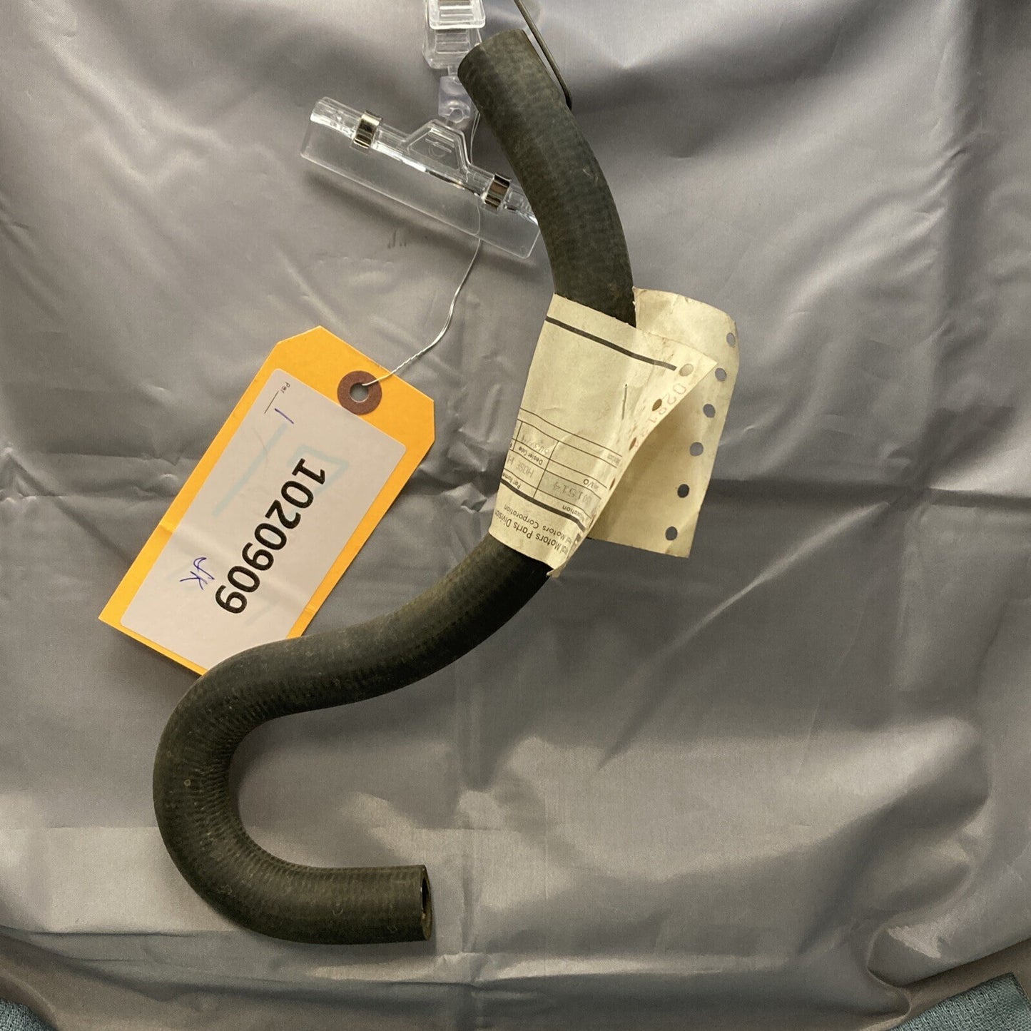 NEW GENUINE GM 14048055 HOSE, HEATER INLET 1992-1996 GR 8.846