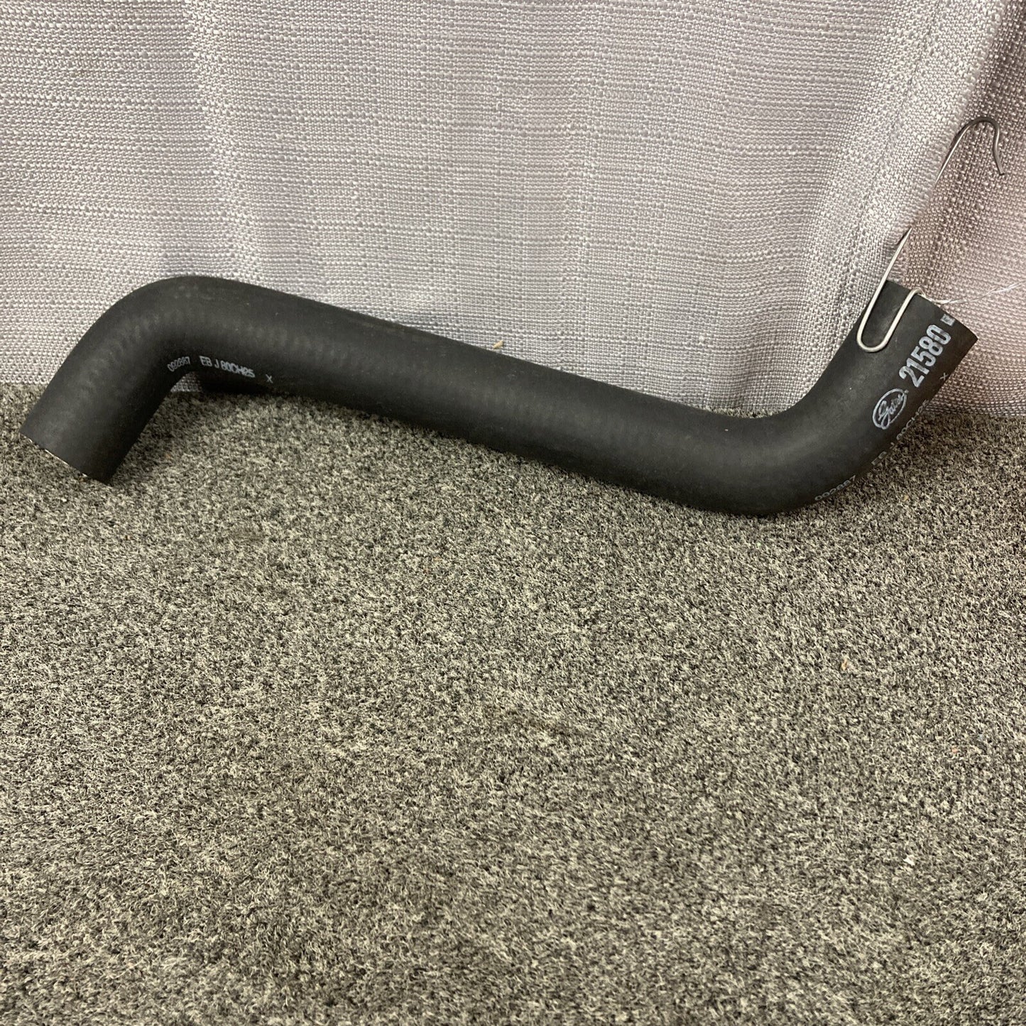 NEW GENUINE GATES 21580 MOLDED COOLANT HOSE