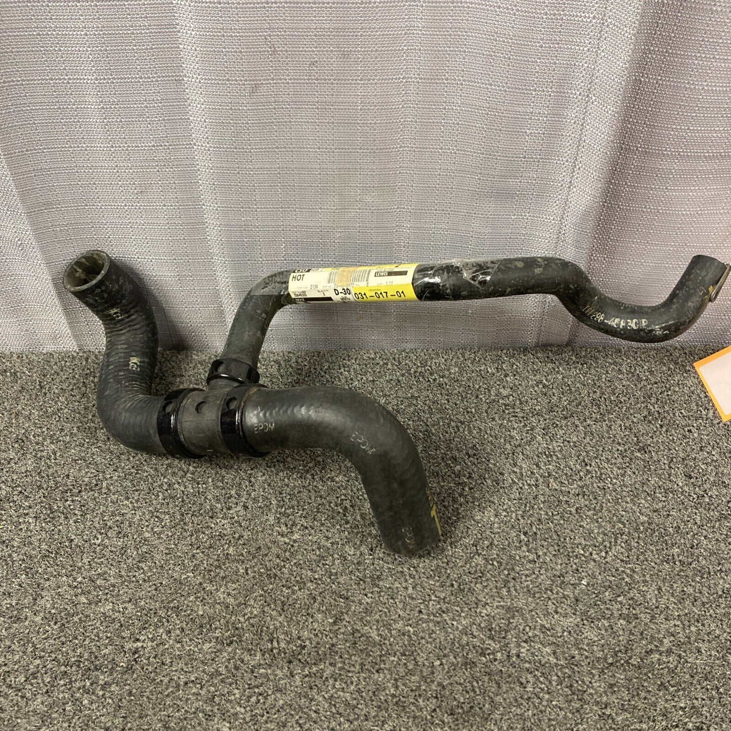 NEW GENUINE GM 22640552 HOSE ASSEMBLY, RADIATOR OUTLET