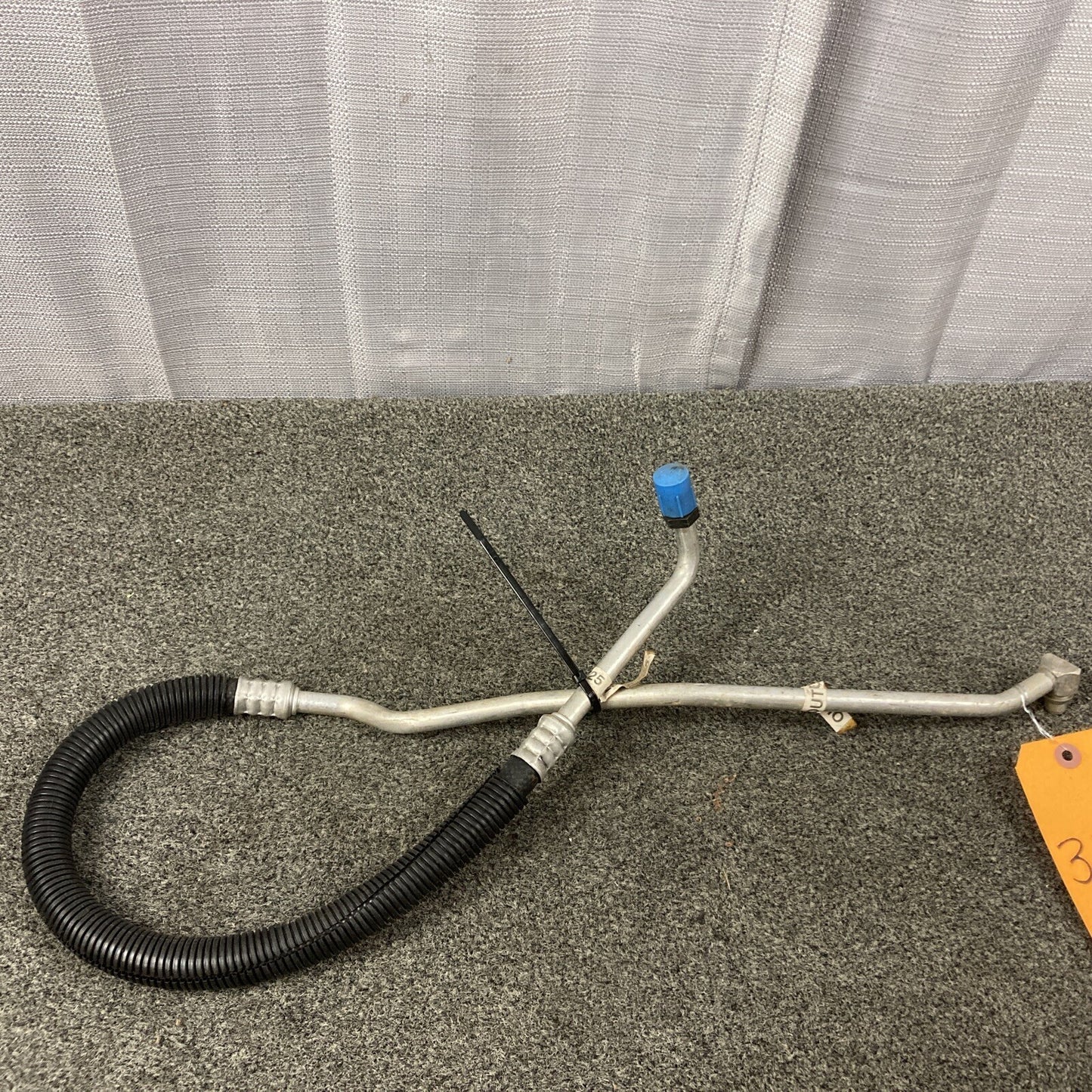 NEW GENUINE GM 15696725 HOSE ASSEMBLY, ENGINE OIL COOLER INLET GR 1.540