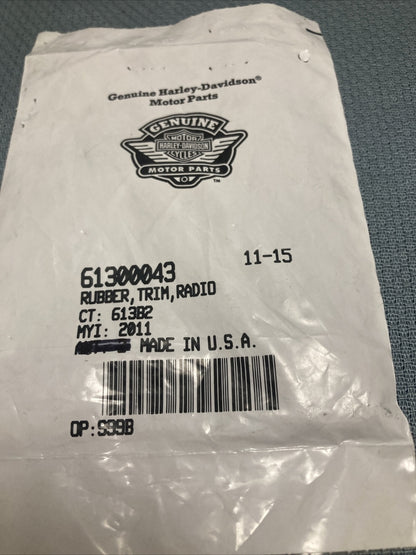 NEW GENUINE HARLEY DAVIDSON 61300043 RUBBER, TRIM, RADIO