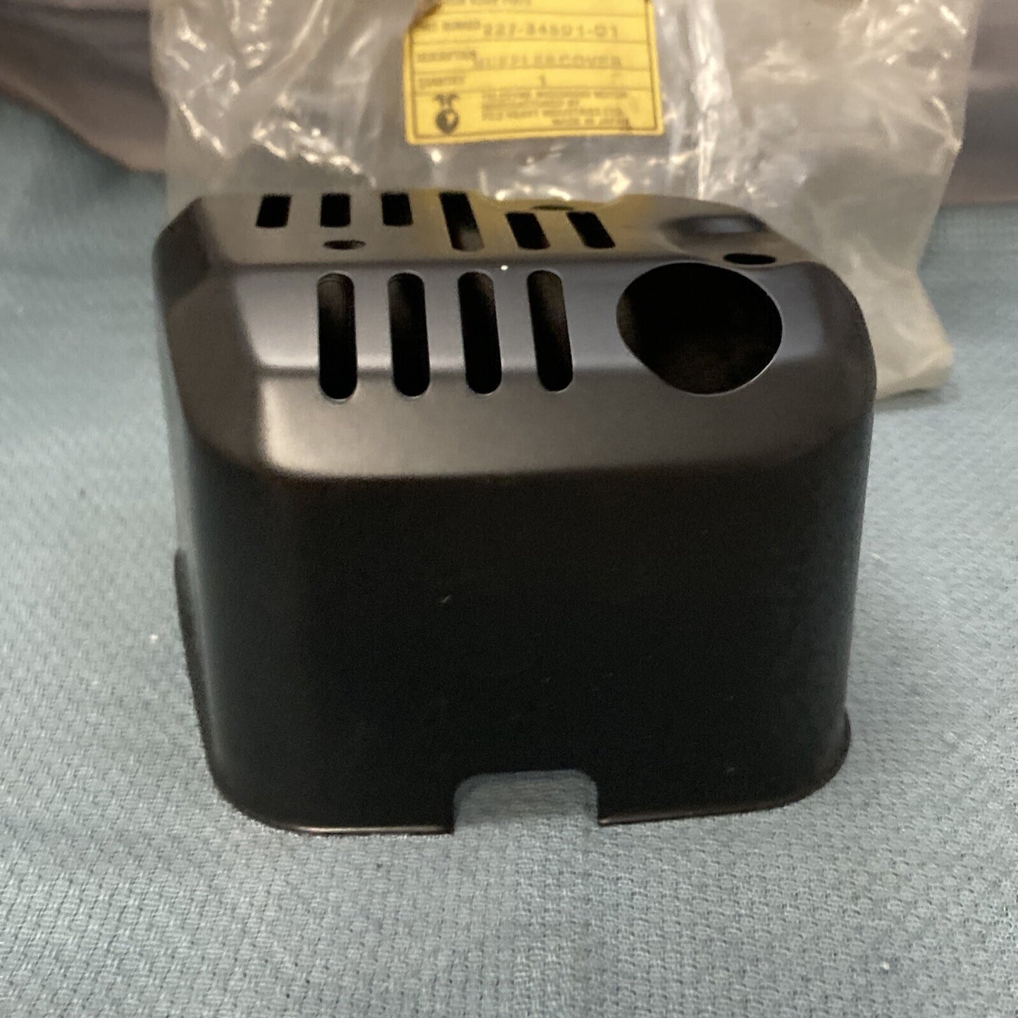 NEW WISCONSIN ROBIN 227-34501-01 MUFFLER COVER *BLACK