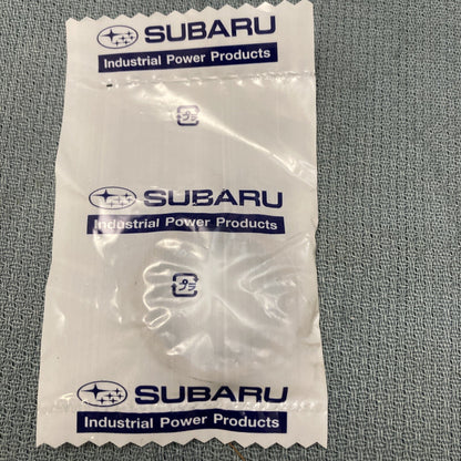 NEW GENUINE SUBARU ROBIN 044-02501-60 OIL SEAL