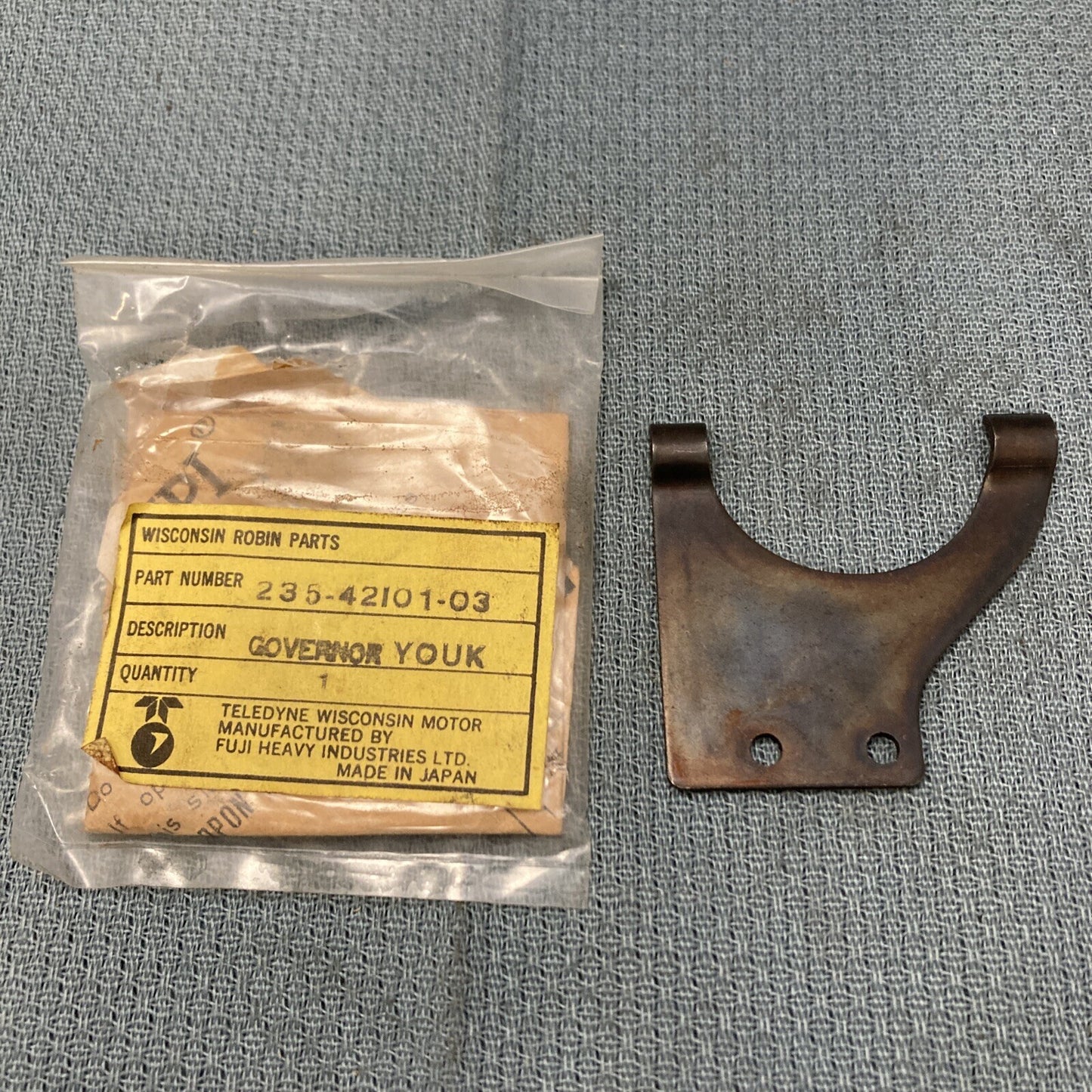 NEW WISCONSIN ROBIN 235-42101-03 GOVERNOR YOKE