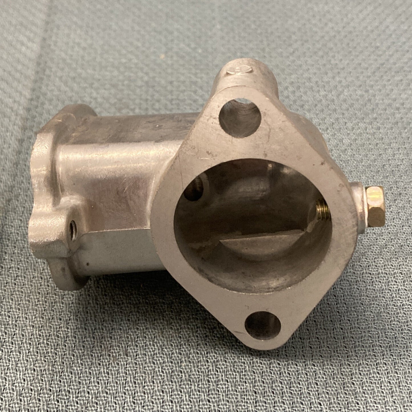 NEW ROBIN 235-35101-13 ELBOW