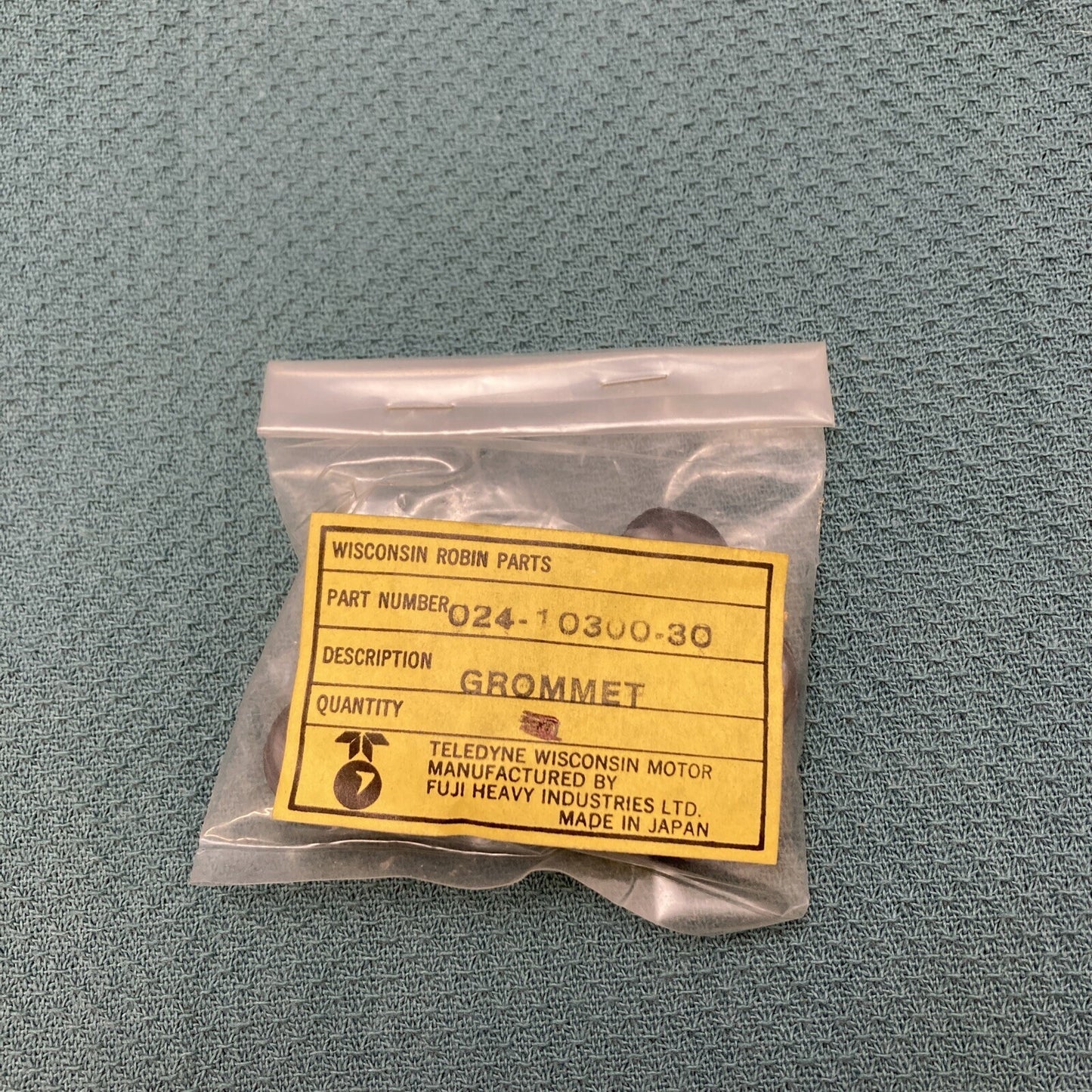 QTY 9 NEW WISCONSIN ROBIN 024-10300-30 GROMMET