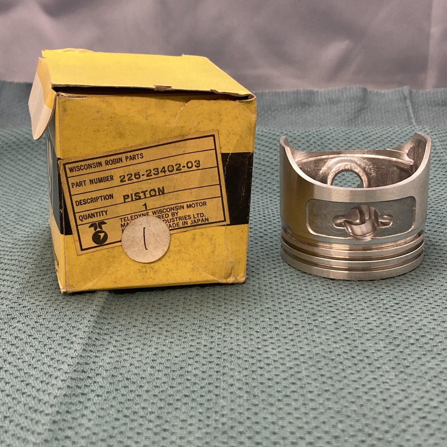 NEW WISCONSIN ROBIN 226-23402-03 PISTON