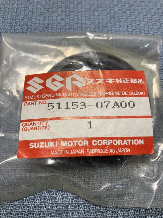 NEW GENIUNE SUZUKI 51153-07A00 Oil Seal FRONT FORK