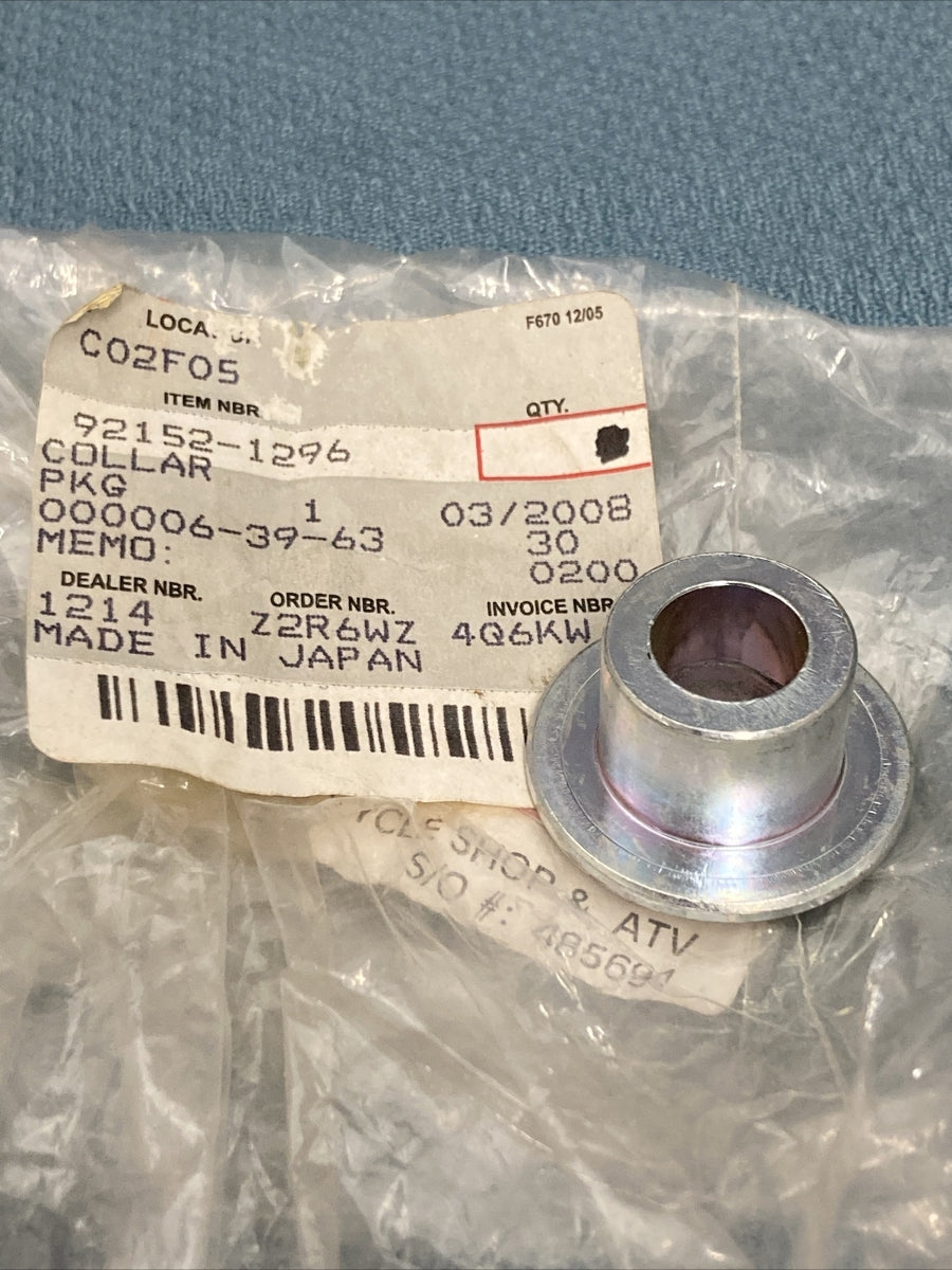 NEW GENIUNE KAWASAKI 92152-1296 COLLAR, SUSPENSION