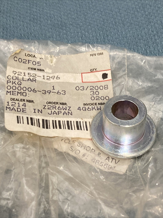 NEW GENIUNE KAWASAKI 92152-1296 COLLAR, SUSPENSION