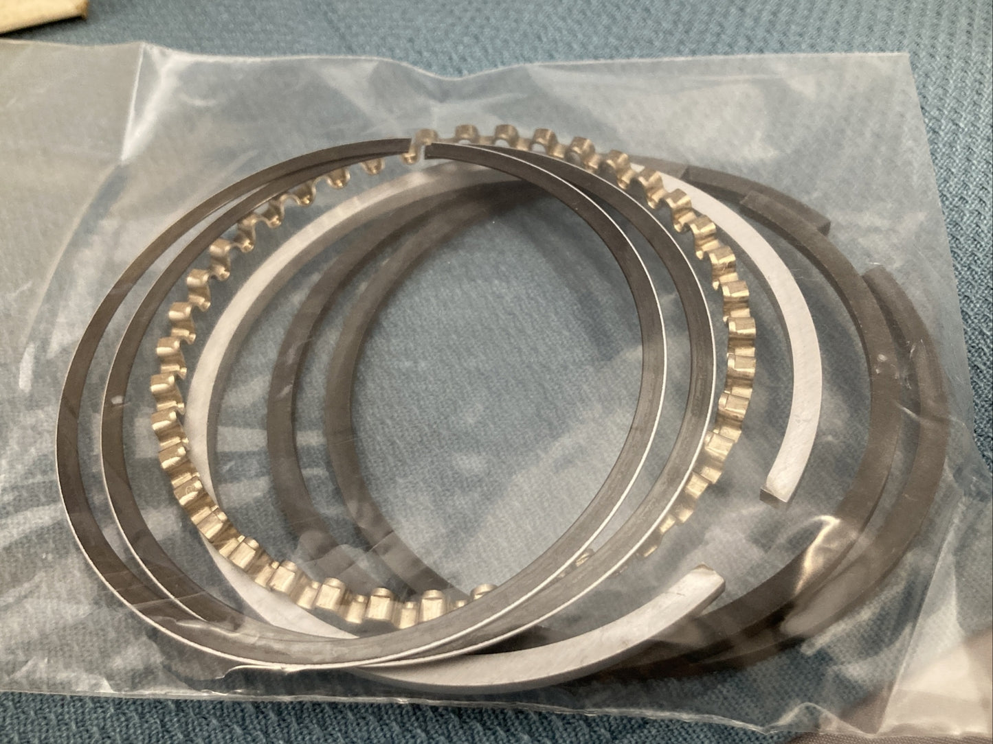 NEW WISCONSIN ENGINE DR15D*SC PISTON RING SET