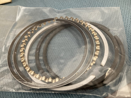NEW WISCONSIN ENGINE DR15D*SC PISTON RING SET
