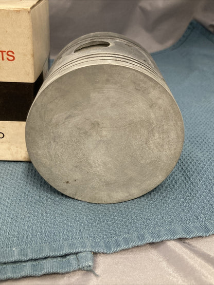 NEW WISCONSIN HEAVY DUTY DB223S10 PISTON OVERSIZE 010