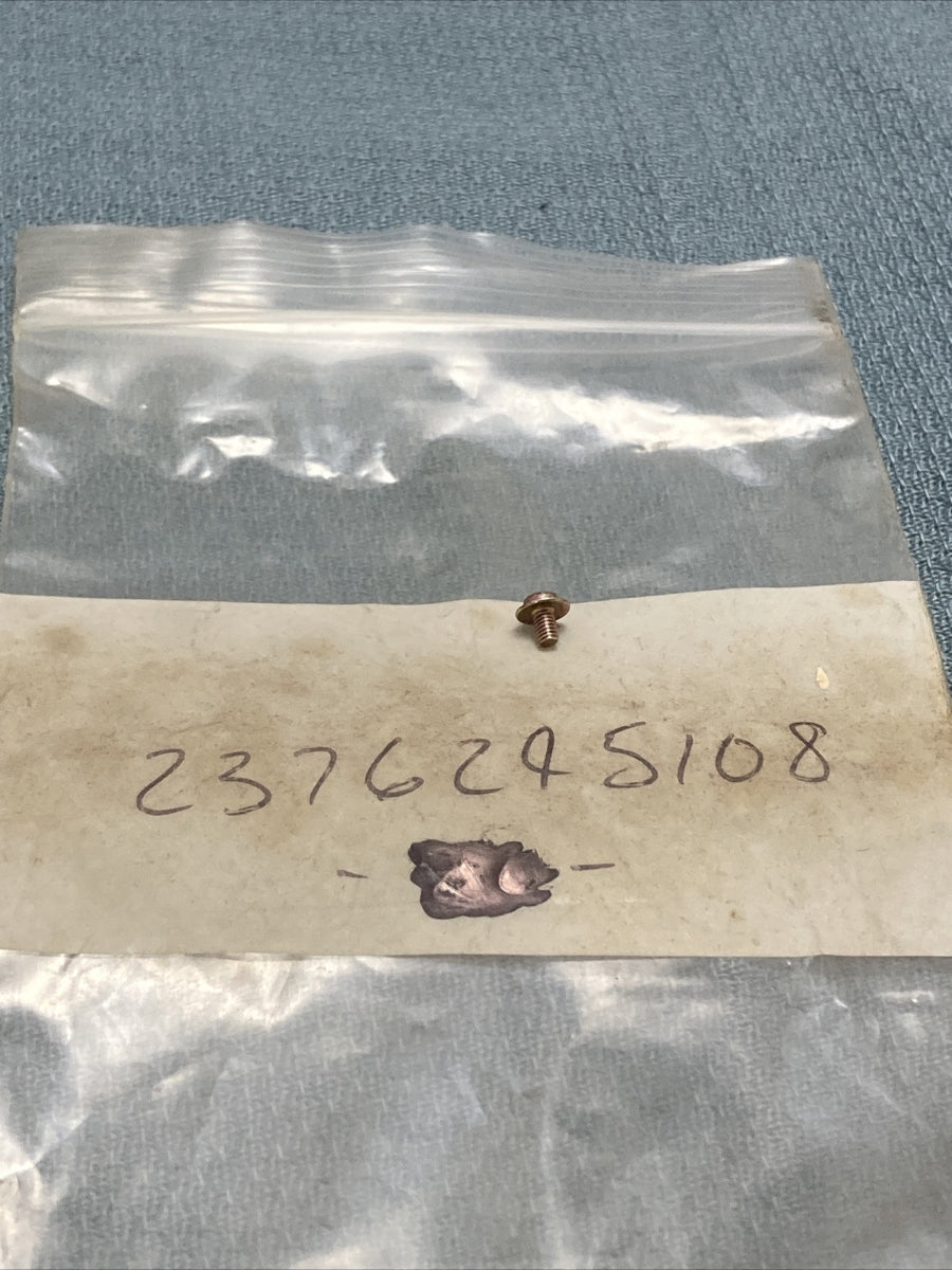 NEW REPLACES SUBARU ROBIN 2376245108 SCREW BV15/12104