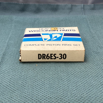 NEW GENUINE WISCONSIN DR-6ES-30 PISTON RING SET