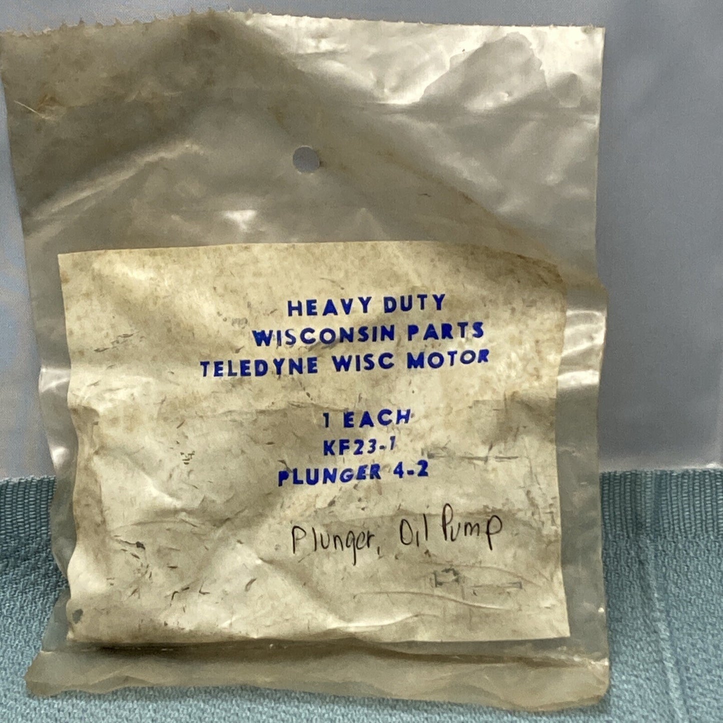 NEW GENUINE WIS-CON TOTAL POWER KF23-1 PLUNGER, OIL PUMP