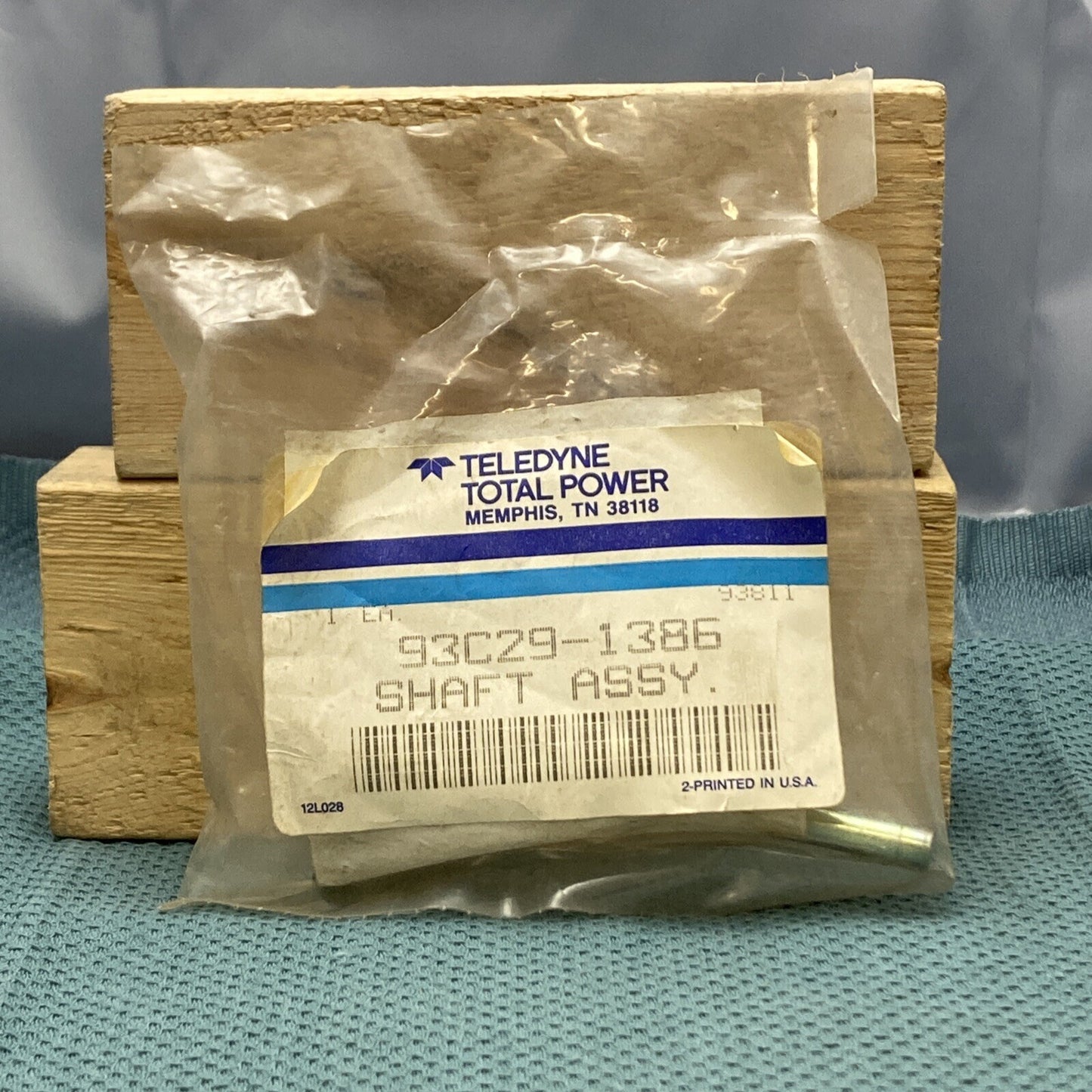 NEW TELEDYNE TOTAL POWER 93-C29-1386 CARBURETOR THROTTLE SHAFT & LEVER ASSEMBLY